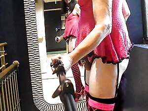 SISSYKAT HOTEL HALLWAY WALK