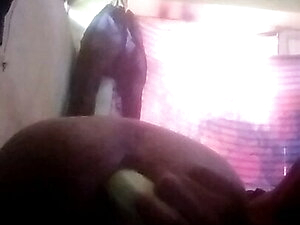 Sex Slave wants 55 year Old Kuwaiti owners 12 inch cock