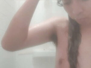 Shemale shower video