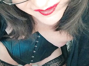 Dirty kinky trans bitch!