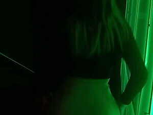 TRANNY IN THEATER GARIBALDI GIVING ANAL SEX IN PUBLIC FOR THE SHOW